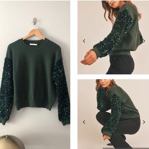 LUSH Emerald Green Sequins Sleeve Sweater Small EUC!